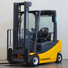 Jungheinrich EFG 320 