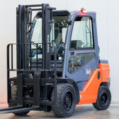 Toyota 02-8FGF30