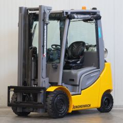 Jungheinrich TFG 320s