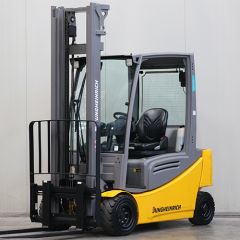 Jungheinrich EFG 320 